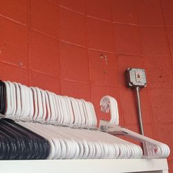 New Hangers/ Ganchos