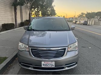2015 Chrysler Town & Country