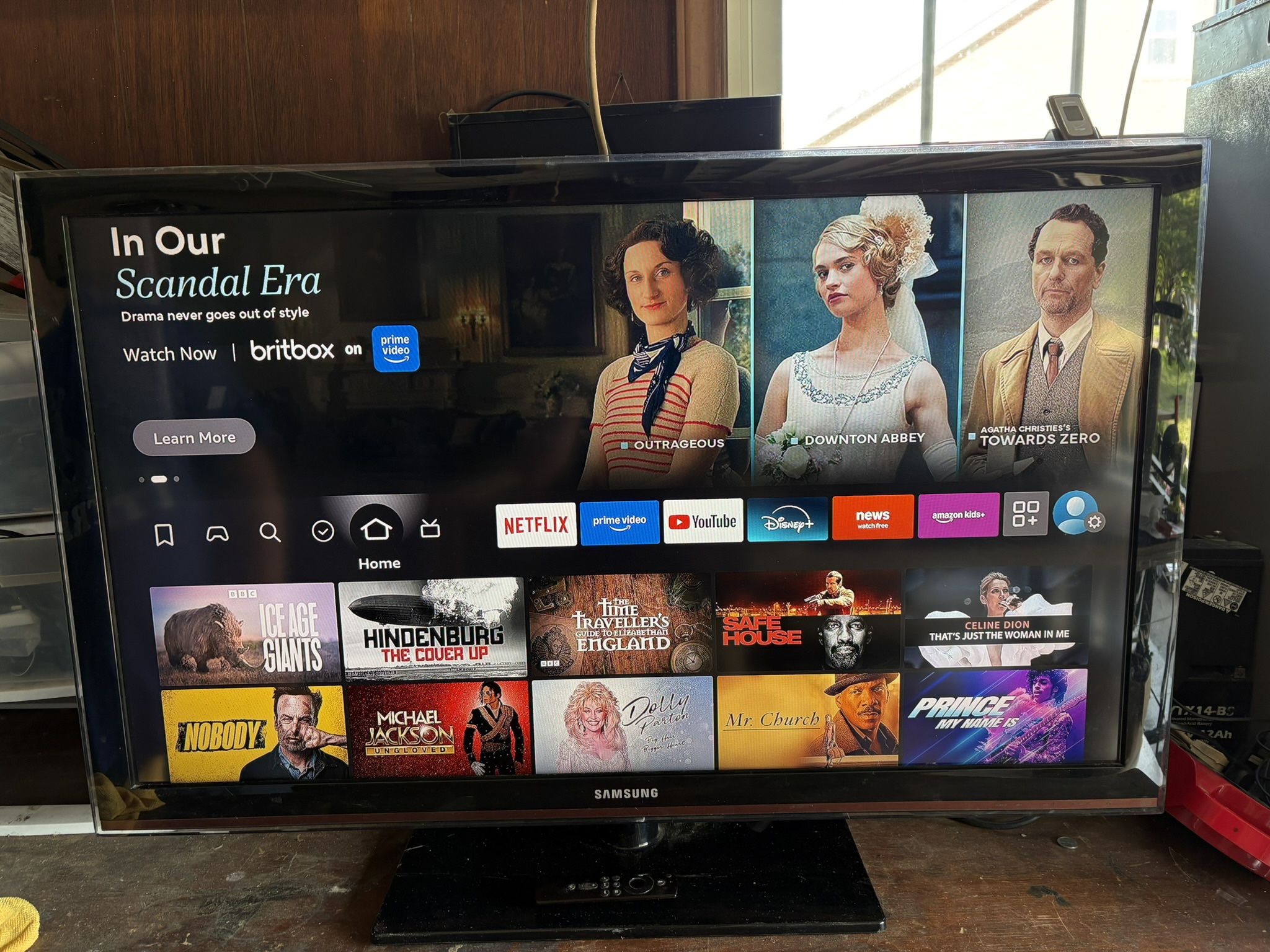 Samsung 46” Smart TV
