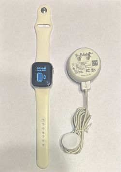 Apple Watch Series 6 (GPS + Cellular, 40mm) - Silver Aluminum