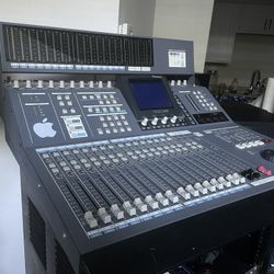 Tascam TM D4000