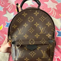 Louis Vuitton fashion items