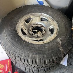Dodge 2500 3/4 Ton 8 Lug Rims Free