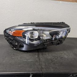 2020-2021 -2022-2023 MERCEDES BENZ CLA250 RIGHT SIDE HEADLIGHT OEM