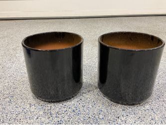 Flower pots