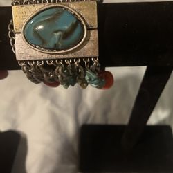Beautiful bracelet with turquoise