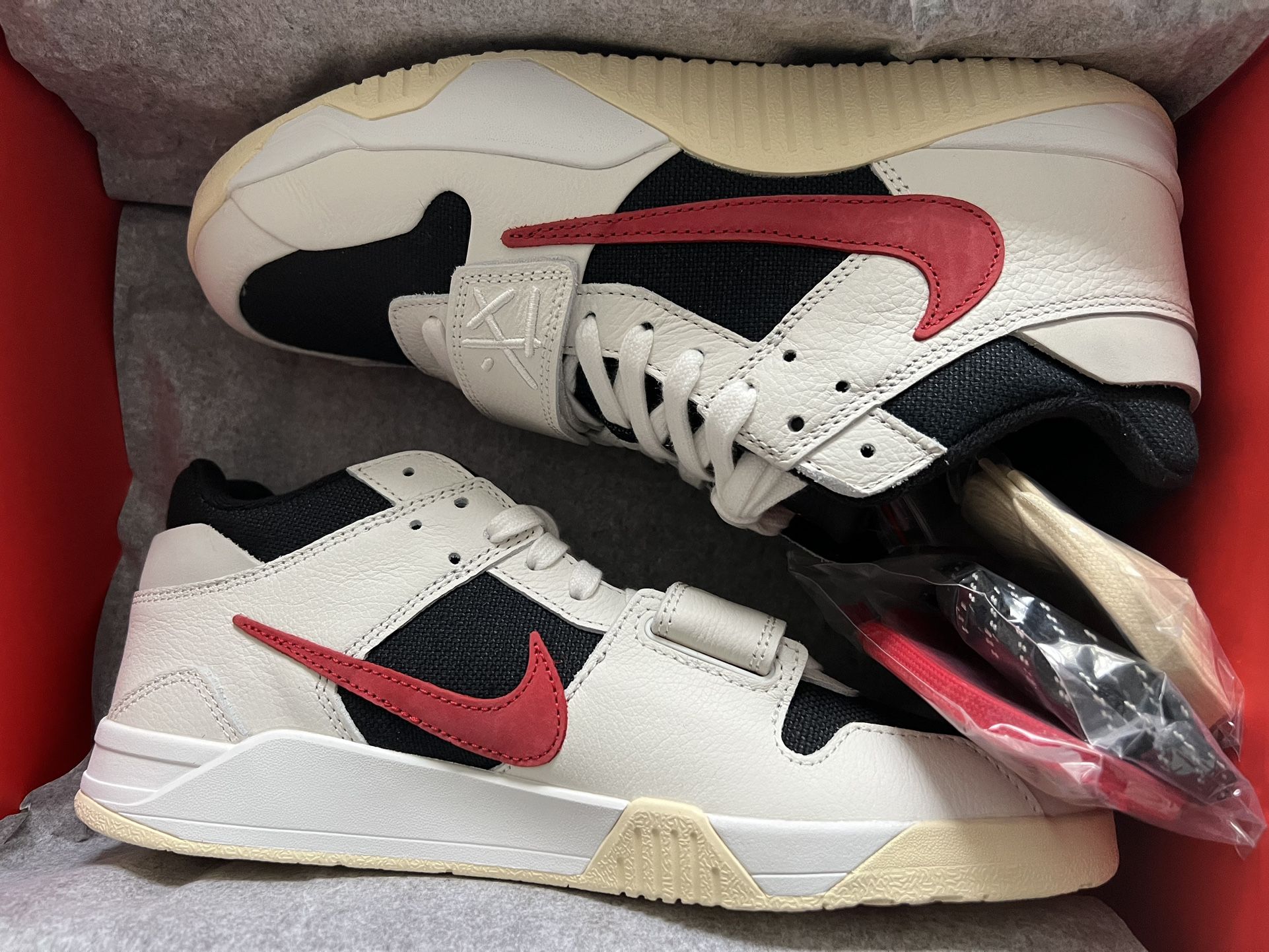 Travis Scott Jumpman Jack University