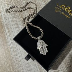 Silver rope chain