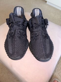 Yeezy 350 onyx black ($120)