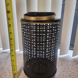Black Vase Decoration 