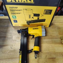 DeWalt Crown Stapler