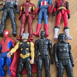 Action Figures 