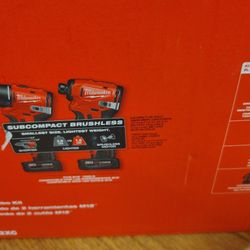 Milwaukee M12 Combo Kit With Two 6.0ah Batteries And Charger