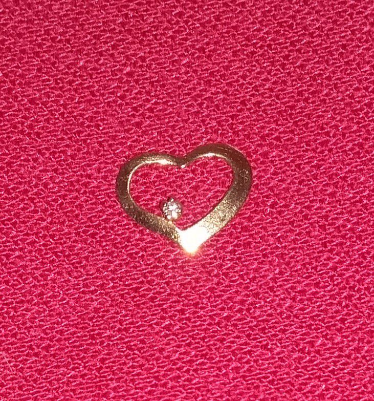 14K Gold Floating Heart w/ Diamond
