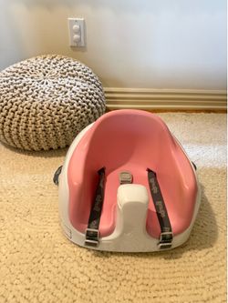Multi seat with belt and tray