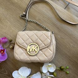 Michael Kors Cross Body Bag