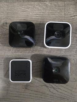 Blink_Outdoor 3 HD Camera System (3rd Gen) with Sync Module 2, Wireless IP/Network Security Camera