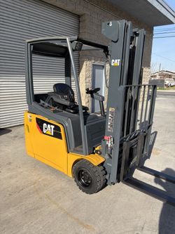 Electric Forklift