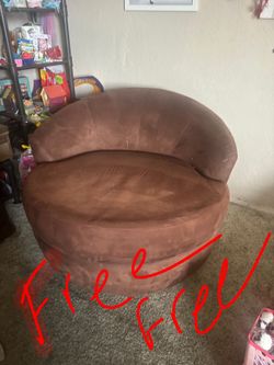 Free rotate loveseat