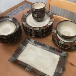 38-piece Taos Pfaltzgraff dinnerware.