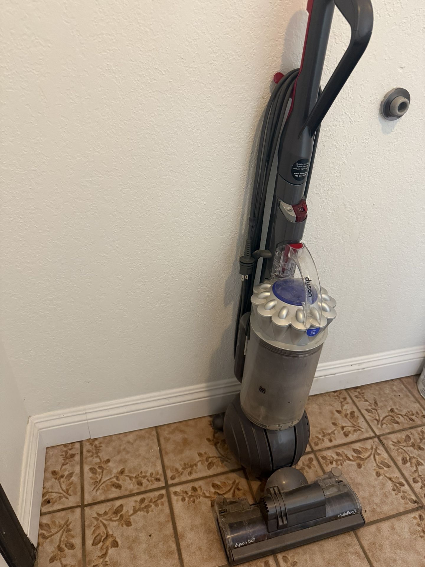 Dyson Vacuum 