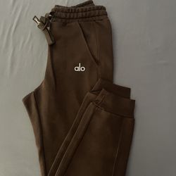Brown Alo Style Accolade Sweats – Brand New – Size S