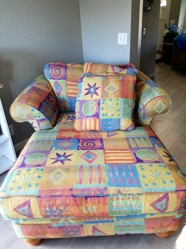 Comfy solid pine lounge couch