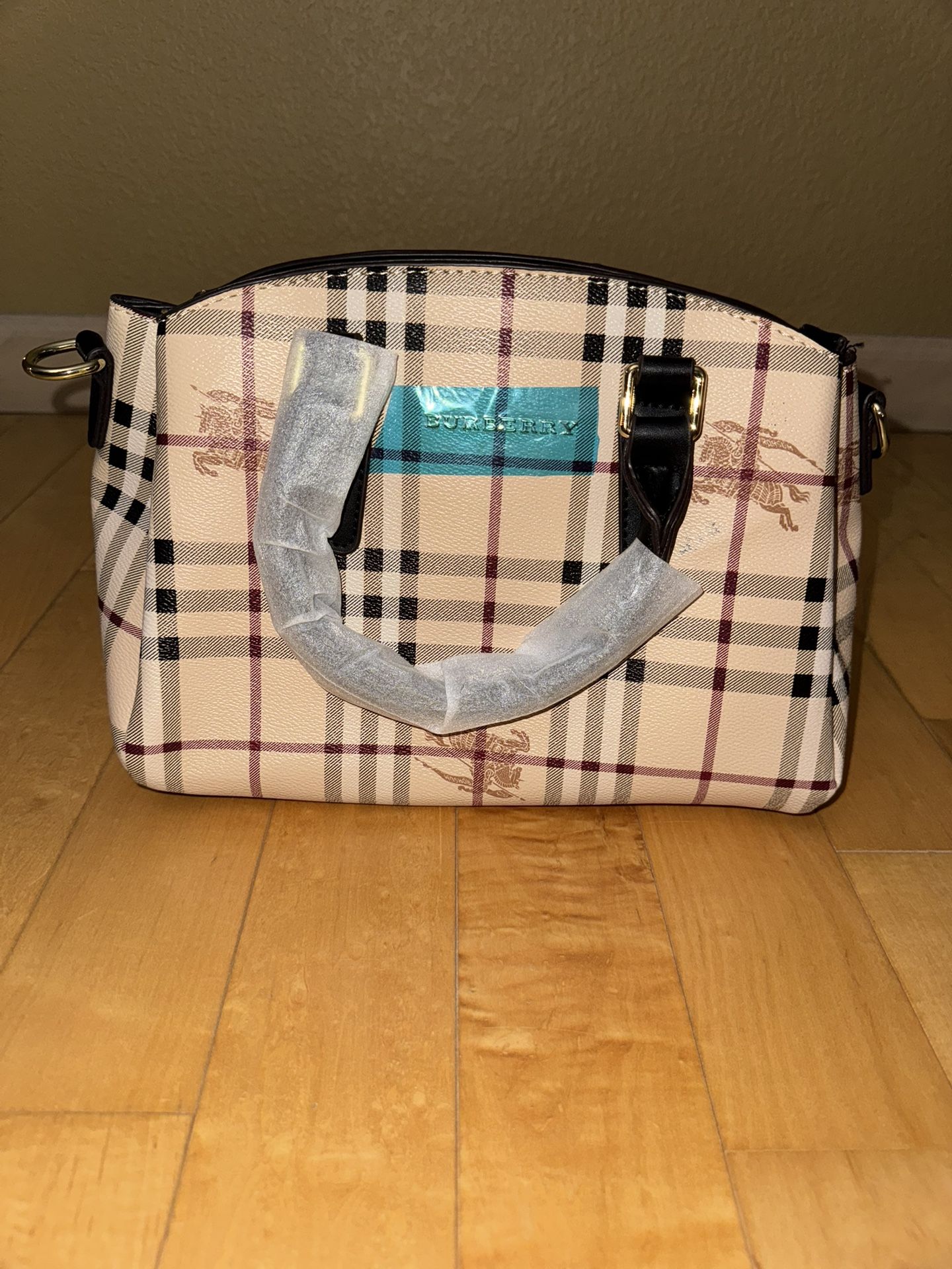 Burberry Handbag Designer Bag Everyday Women’s
