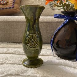 small vintage 70s handmade daina ranne floral vase 