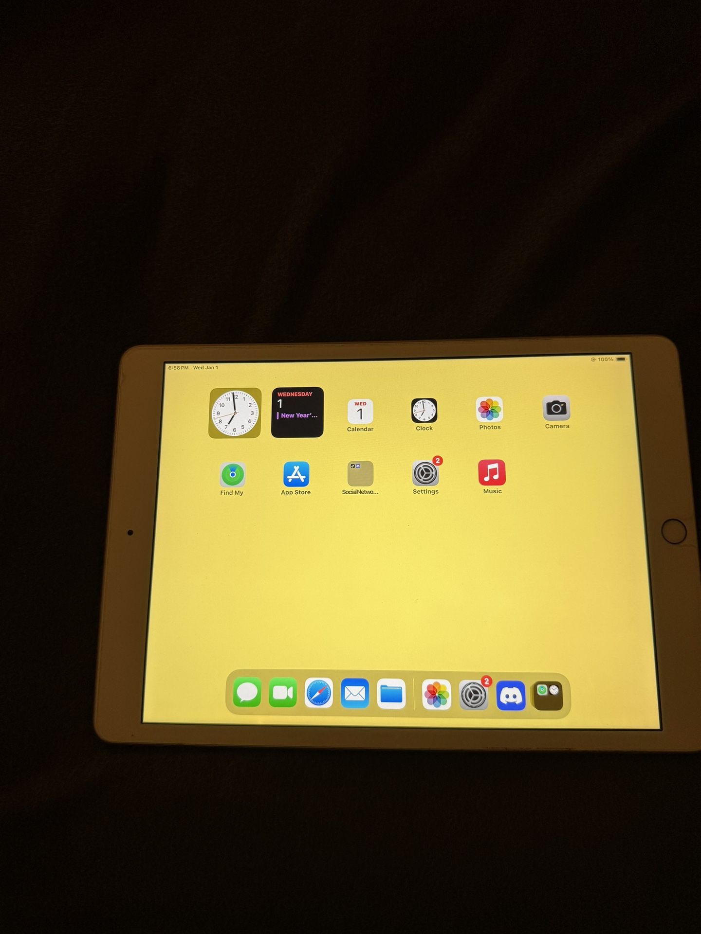 IPAD PERFECT CONDITION $165