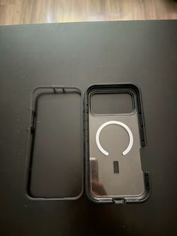 iPhone 17 Pro Max OtterBox Defender Pro XT