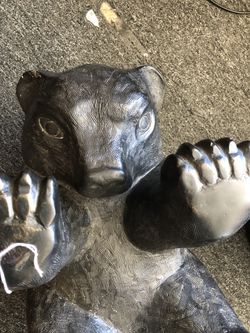 Set of two gorgeous bears statues