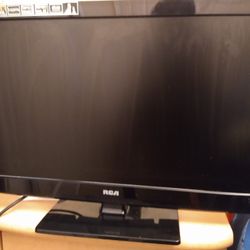 RCA 24" TV/DVD COMBO HD LED TV