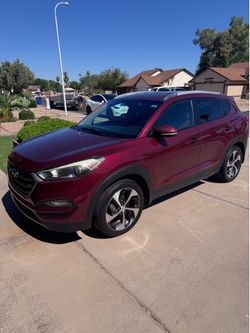 2016 Hyundai Tucson Sport AWD — $9,800 OBO