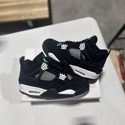 Jordan 4 White Thunder - 9.5M