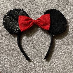 Authentic Disney Minnie Mouse Ears