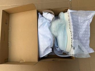 UGG WOMEN'S Slippers