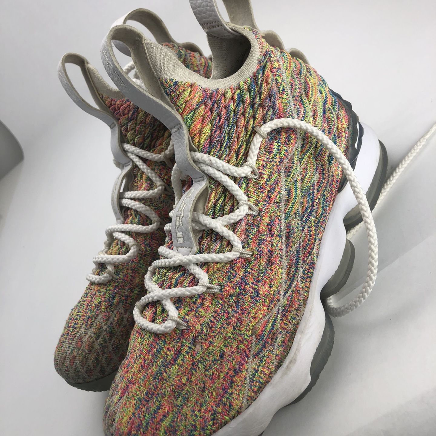 Nike Lebron 15 Fruity Pebbles for Sale in Miramar, FL - OfferUp