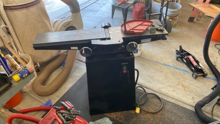 Project for a handyman. 6 inch jointer
