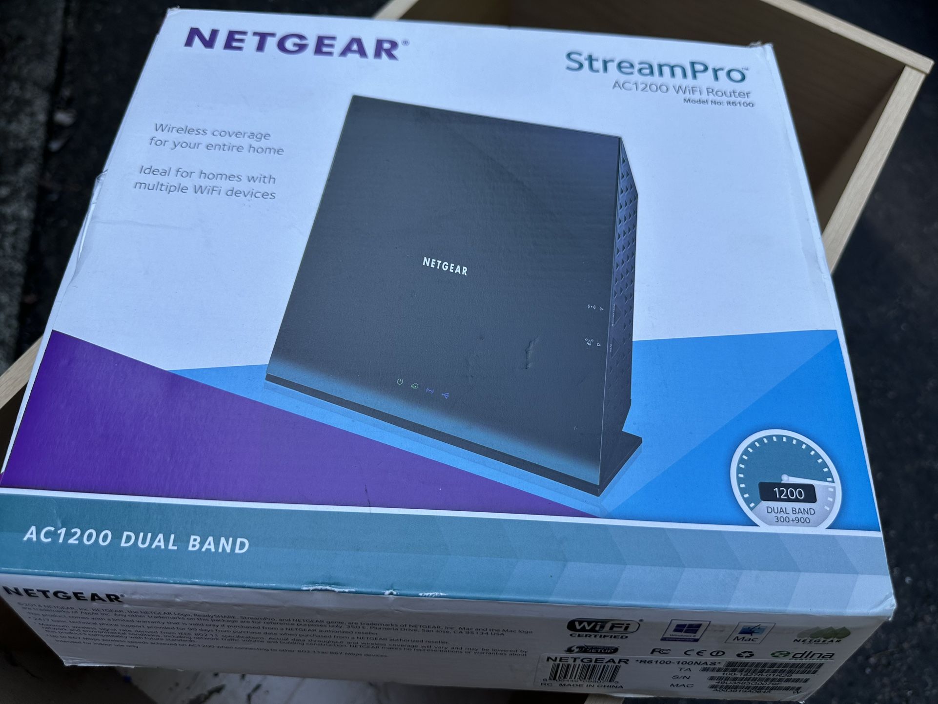 Netgear Router (works Great)