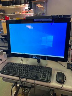 ASUS ET2322I AIO 23 Inch PC desktop  All in one touchscreen  Intel i7-4500U CPU  16G RAM  1TB HDD Windows 10 pro. It as a crack on the top, left side 