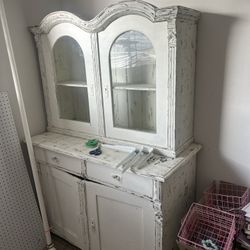 Vintage Armorie Shabby Chic 