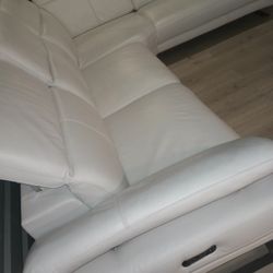SECTIONAL GENUINE LEATHER RECLINER ELECTRIC WHITE COLOR.. DELIVERY SERVICE AVAILABLE 💥🚚💥