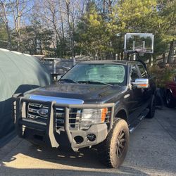 Ford 2009 F150 XLT Parts Truck Frame Has Rot That Can Be Repaired . 