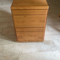 File Cabinet / Night Stand 