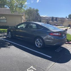 2016 Ford Fusion Hybrid