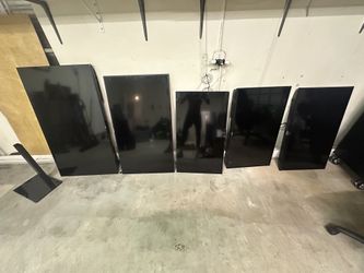 Flat Screen TVs – Multiple Sizes Available – All Fully Working