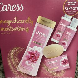 New Caress Magnificently Moisturizing Body Wash Silk Gift Set
