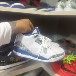 Jordan Wizard 3 Size 7.5 Men 9 Woman D.s Pair 