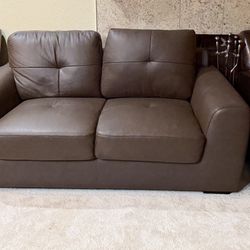 Leather Couch And Chairs 